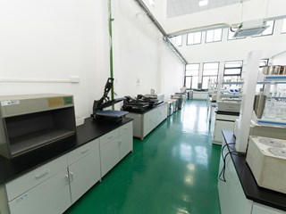 崇真楼B2-105-2染整打样实训室